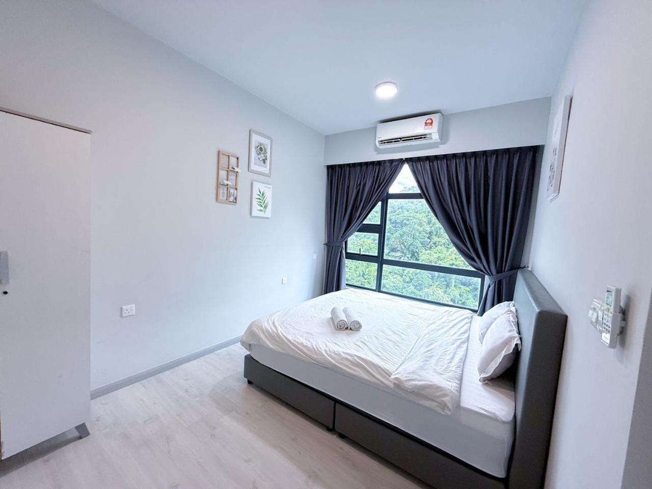 Jesselton Quay Near Jesselton Point Suria Sabah Gaya Street By Chillmore