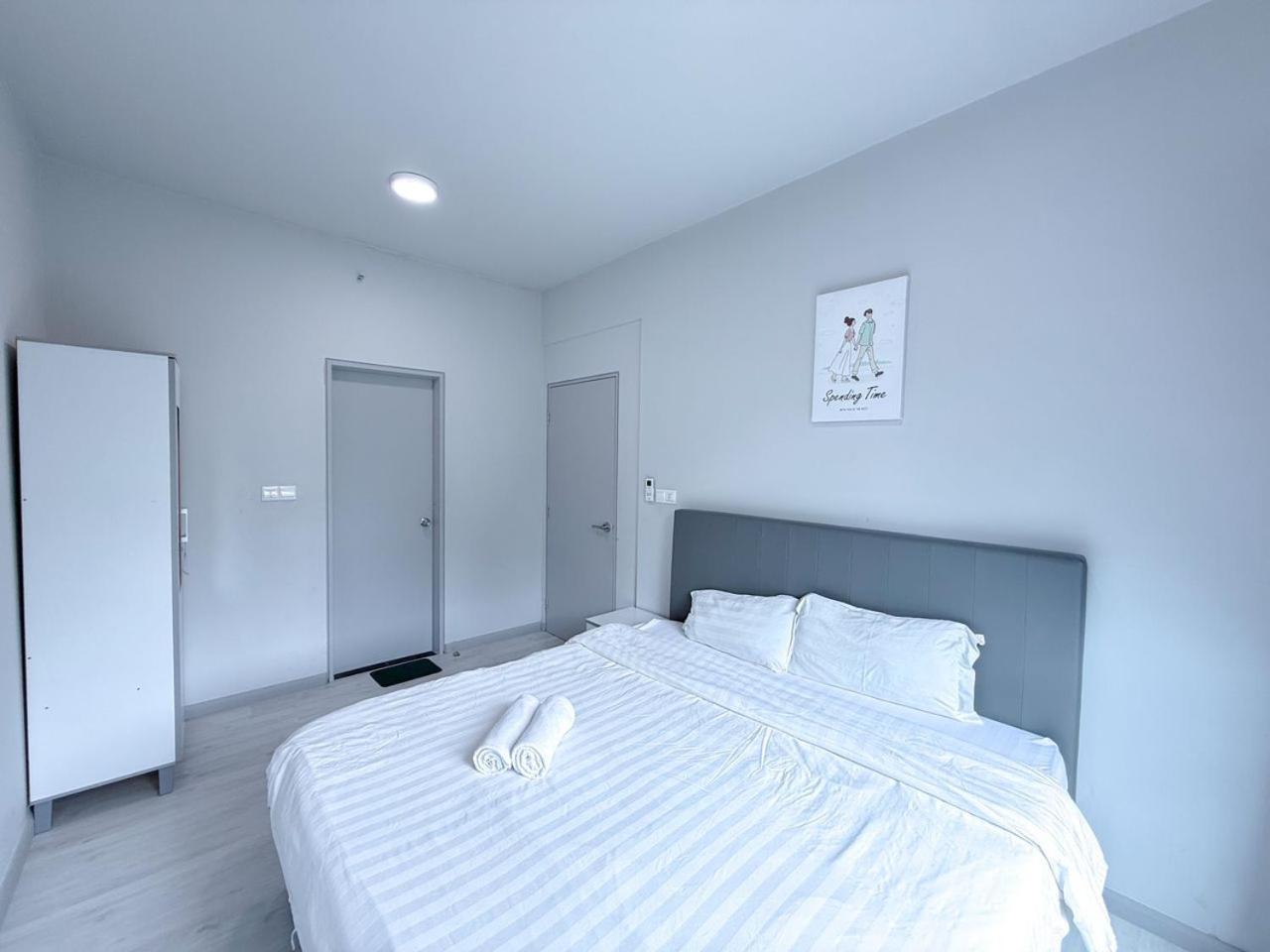 Jesselton Quay Near Jesselton Point Suria Sabah Gaya Street By Chillmore *