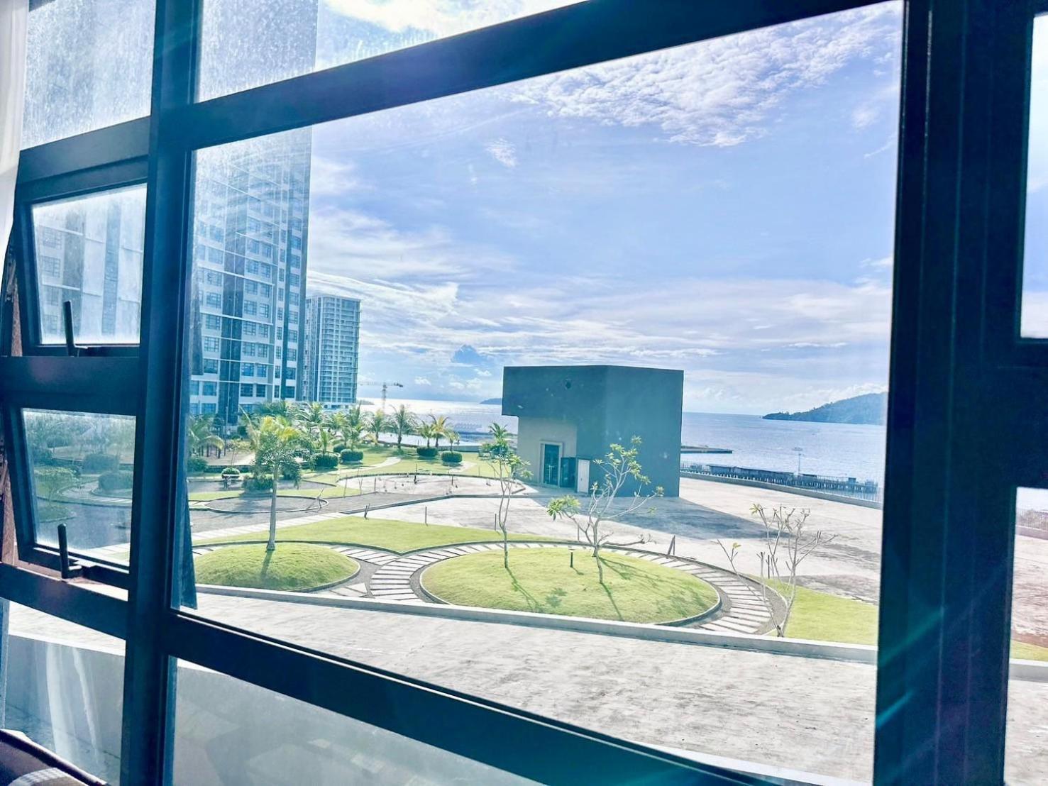 Jesselton Quay Near Jesselton Point Suria Sabah Gaya Street By Chillmore *